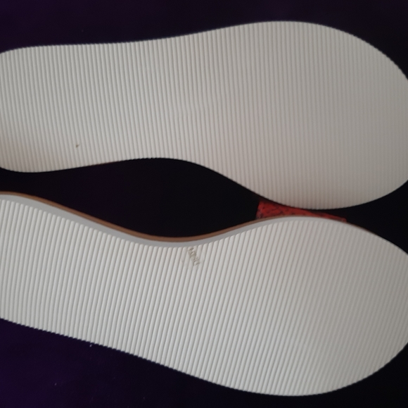 Sandals - Picture 2 of 2